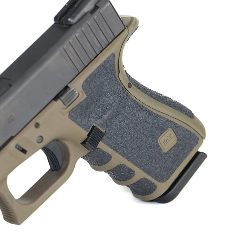 

Glock G17 Non-slip Rubber Texture Grip