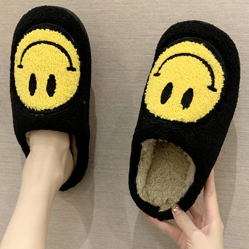 

Wholesale Selipar pantuflas chinelos Home footwear women's flats sandal Flip flop Plush Fur slides Happy smiley face slippers, White/black/pink