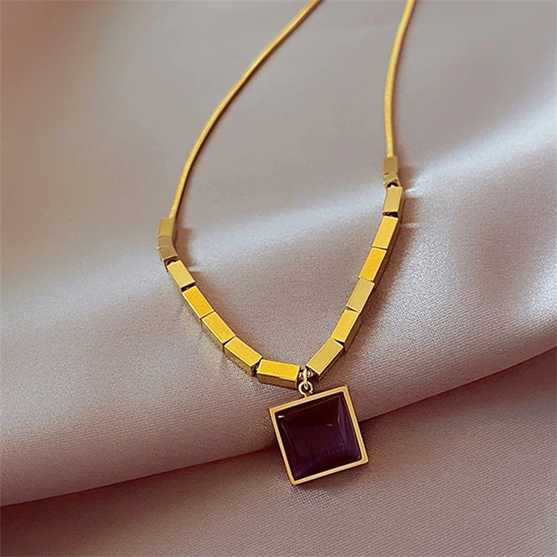 

Fashion Jewelry Cube Pendant Tassel Stainless Steel Gold Necklace Accessories for Women