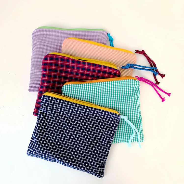

Fashion Zipper Pouch For Women Toiletry Wash Bag Plaid Pattern Cotton Makeup Case Multipurpose Travel Cosmetic Bags Organizer