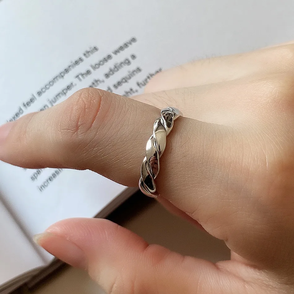 

JuHu South Korea Imported Dongdaemun Jewelry S925 Sterling Silver Simple Wild Lock Chain Glossy Female Ring Ring, A72