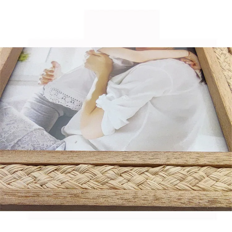 High quality custom 5x7" photo frames family with rattan decor