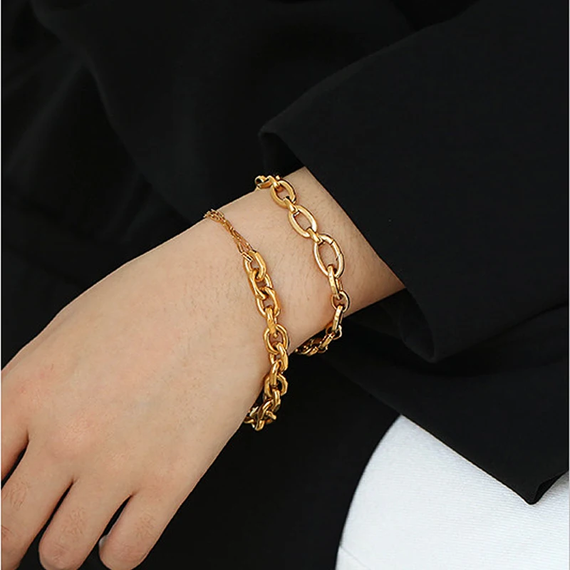 

Charare 18k gold plating brass chain link OT buckle bracelet