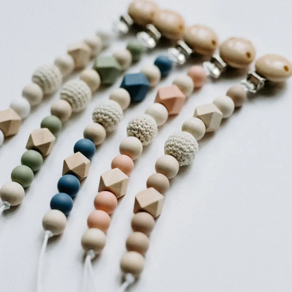 

Feeding Crochet Wooden Silicone Beads Baby Pacifier Clips Wood Baby Pacifier chain