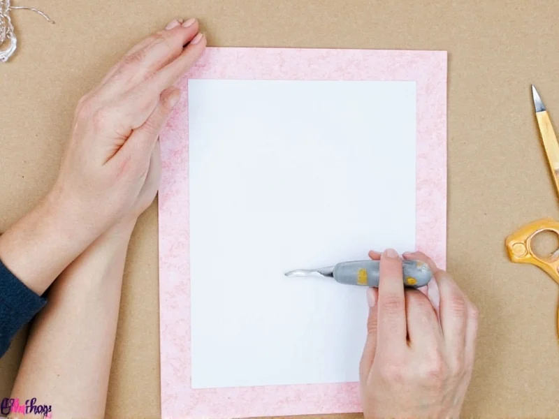 Step by step DIY bulletin board construction process demonstration