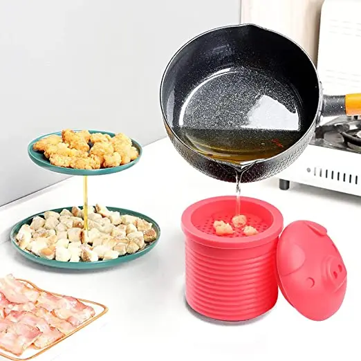 

A624 Bacon Grease Container Piglet Shape Food Grade Silicone Grease Collector Kitchen Accessories Bacon Grease Reservoir, Red