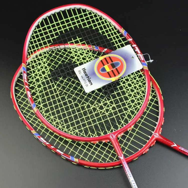 

Professional aluminum alloy composite badminton racket and Carrying Bag Set Indoor and Outdoor Badminton Racquet, Red