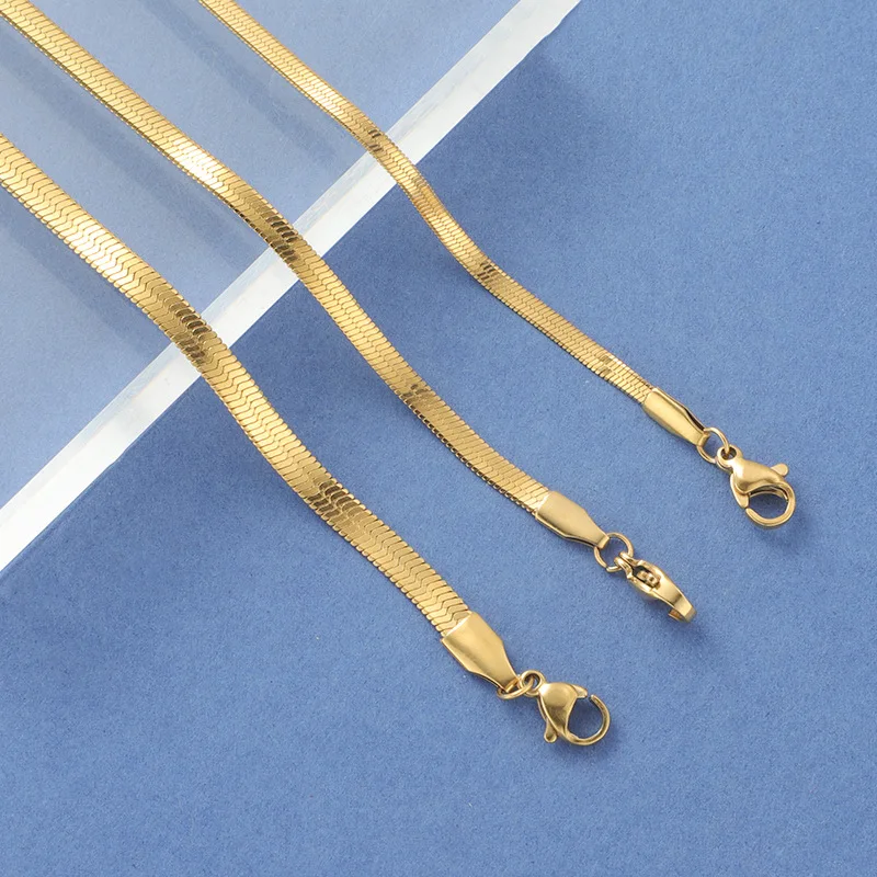 

Lateefah OEM Stainless Steel Torques Gold Chain Flat Snake Bone Bracelet