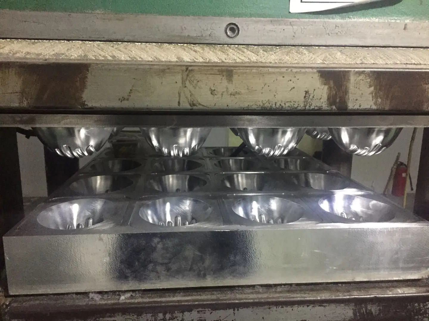 
KN95 N95 1860 8210 8822 Cup mask machine mold accessories for mask edge welding and mask forming 