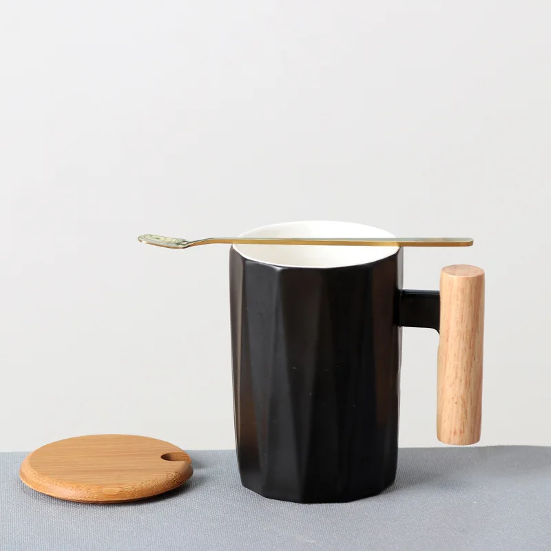 

Custom porcelain travel mug ceramic tea coffee cup with bamboo lid