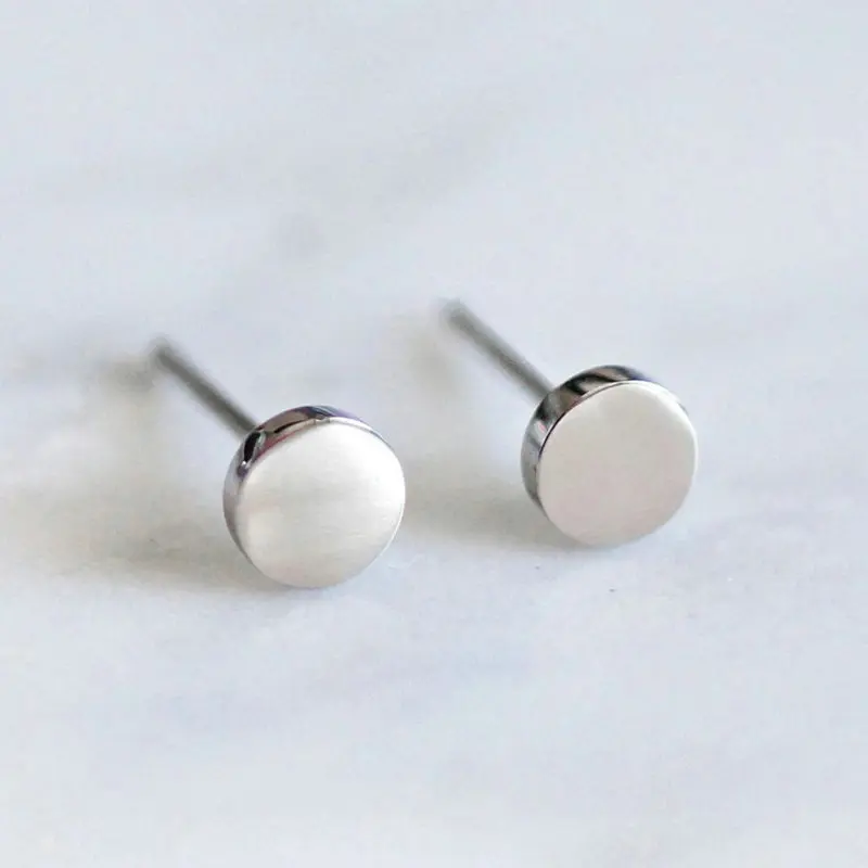 

Trending Fashion simple silver stainless steel round stud earring for women, Like picture