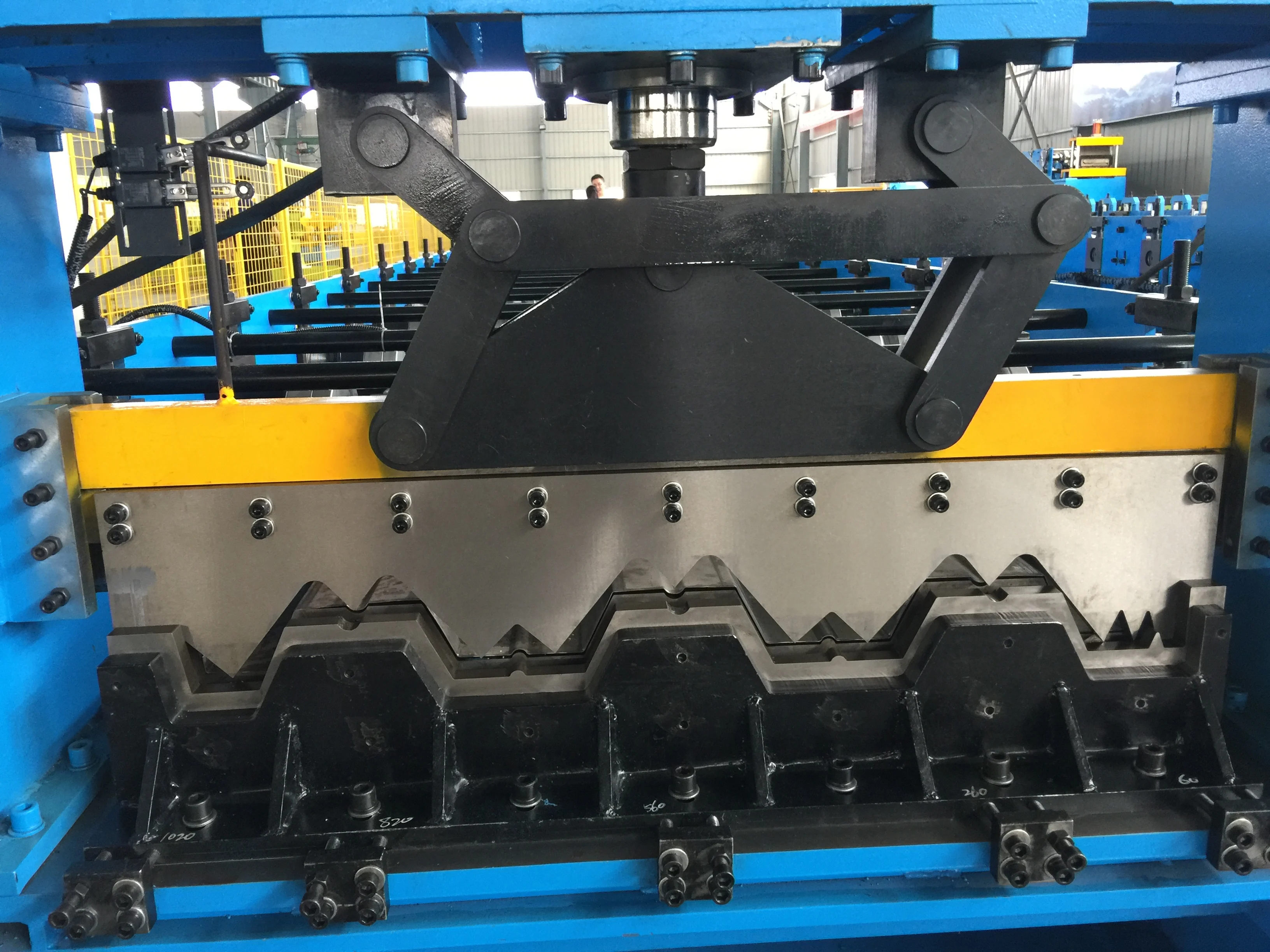 ZHONGTUO Floor Deck Roll Forming Machine Tile Making Machinery