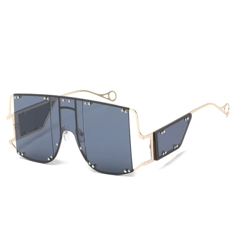 

New big frame conjoined body sunglasses female restore ancient ways much rivet punk sunglasses