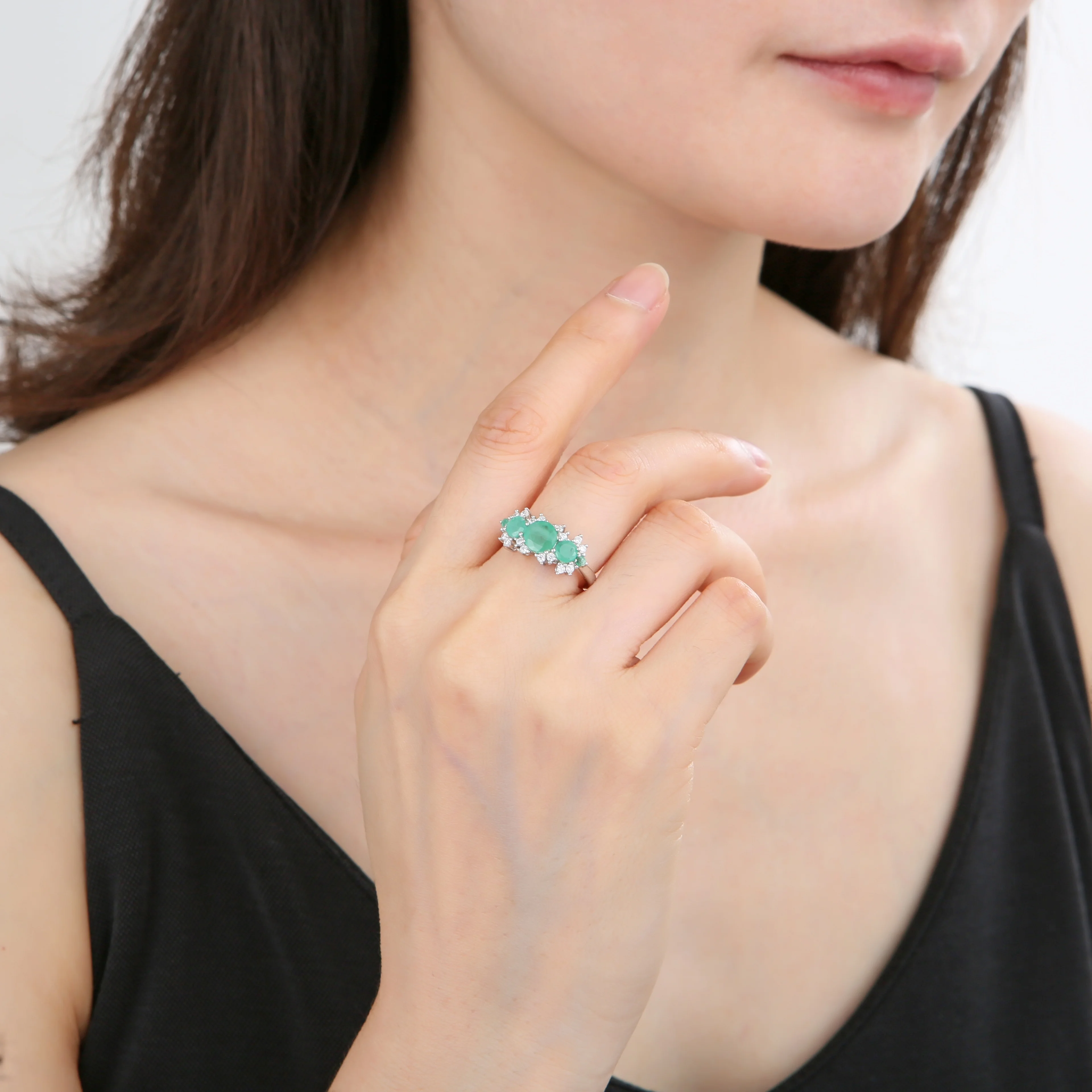 
Abiding Jewelry High-End Trendy Emerald Gemstone 925 Silver Rhodium Plated Vintage Ring for Party Girl 