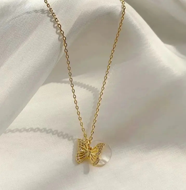 

Real Gold Color Preserving Butterfly Necklace Simple Clavicle Chain Female Trendy Luxury Diamond Necklace