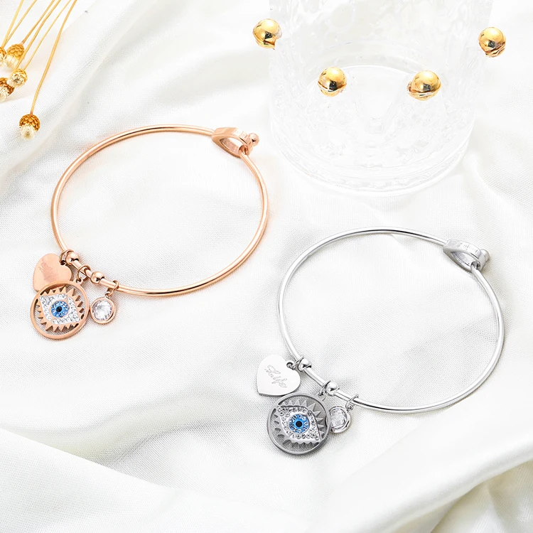 

Wholesale Best Gifts Stainless Steel Evil Eye Bracelet Bangles Women Cuff Bangle Bracelet Heart Pendant Charm Evil Eye Bracelet