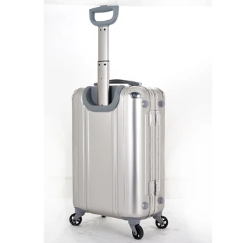 universal traveller luggage bag