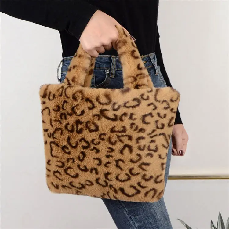 

2020 Fashion Casual Autumn And Winter New Leopard Plush Bag Women Ladies Bags