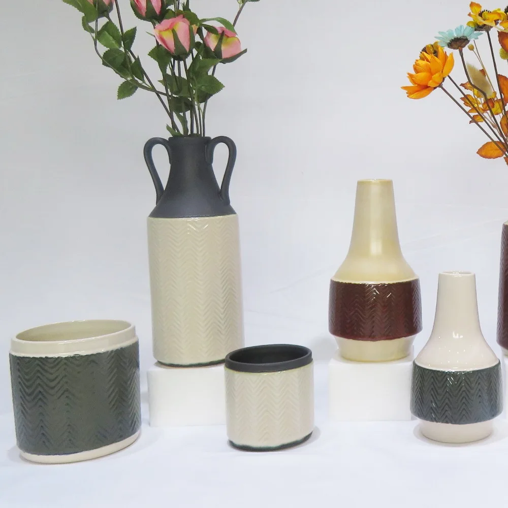 

creative crafts ceramic vases for home or office on the desk, Customized