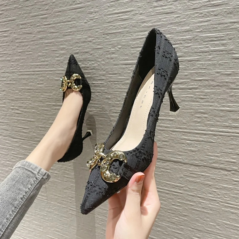 

Woman pumps2021 new style rhinestone metal buckle embellished fabric pointed shallow shoes, Black/pink