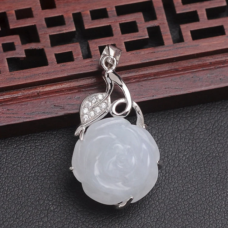 

New S925 Silver Inlaid Natural Jadeite Rose Flower Pendant Ladies Fashion Jade Flower Jade Pendant Pendant