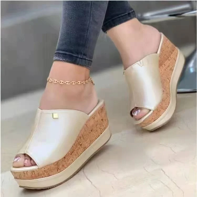

2021 New Trendy Retro Fashion Platform Casual Sandals Ladies Slide Summer Plus Size Shoes Wedge Sandals Outdoor Women Shoes, Four colors or customized