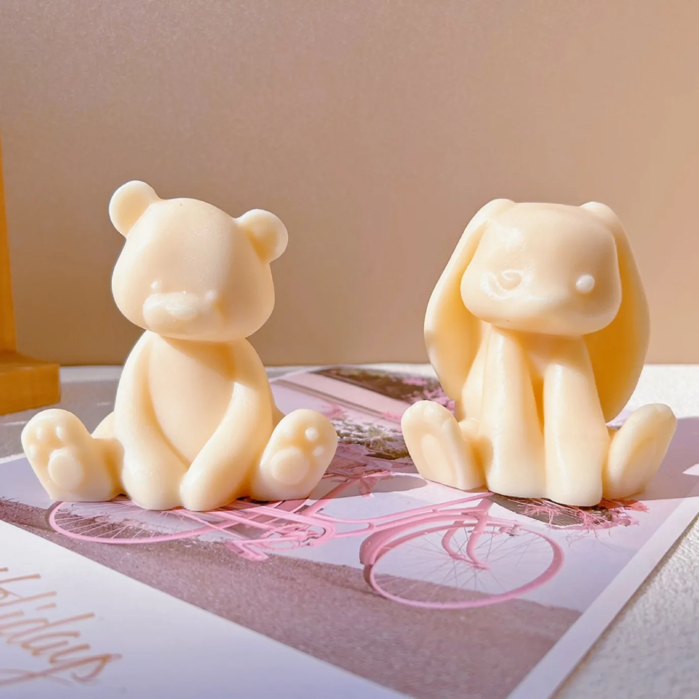 Cross Border Popular Sitting Posture Bear Candle Silicone Mold Sitting Posture Rabbit Silicone Mold Cake Chocolate Baking Tool