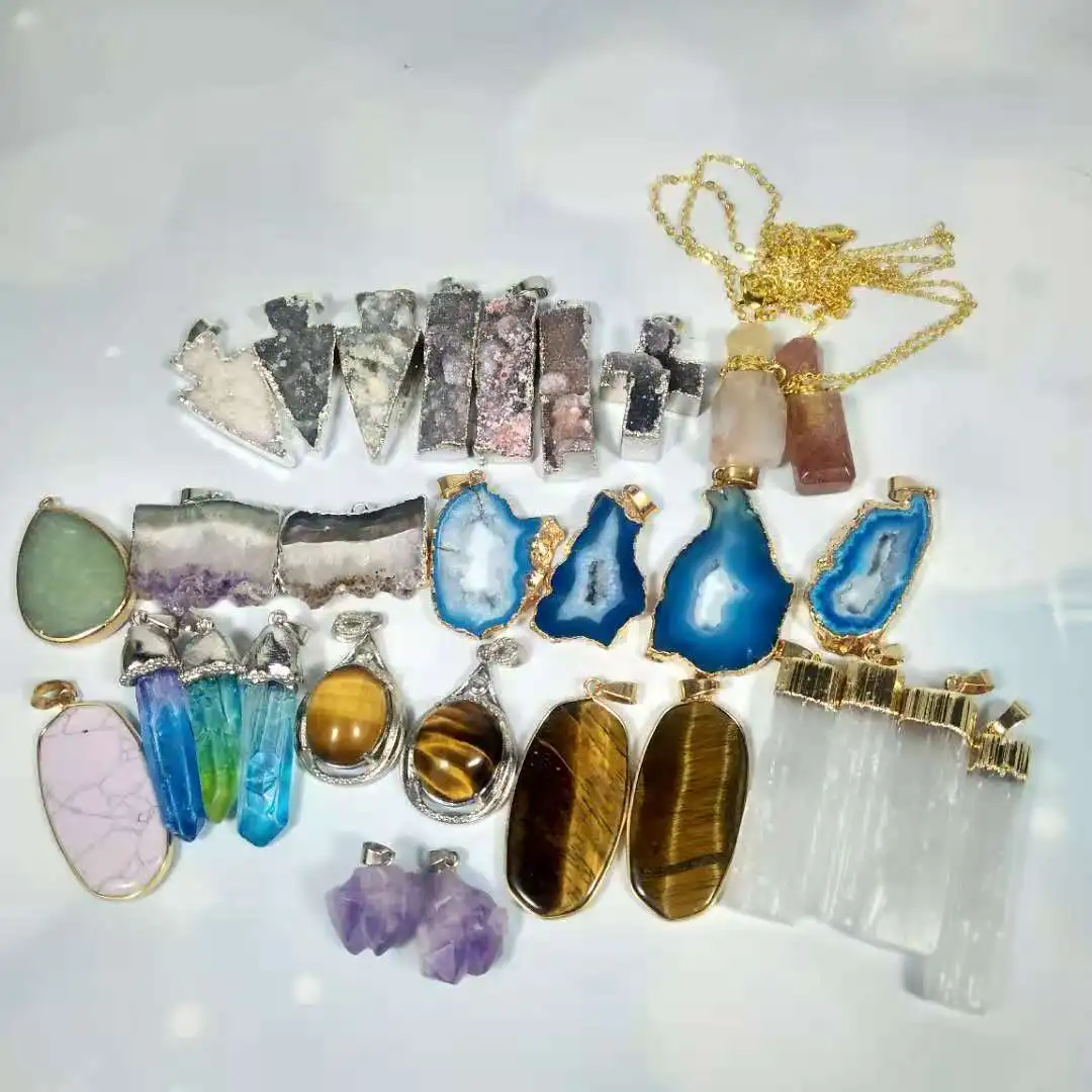 

China Jewelry Wholesale Colorful Natural Gemstone Crystal Necklace Crystal Cluster Selenite Pendants For Women, Mixed