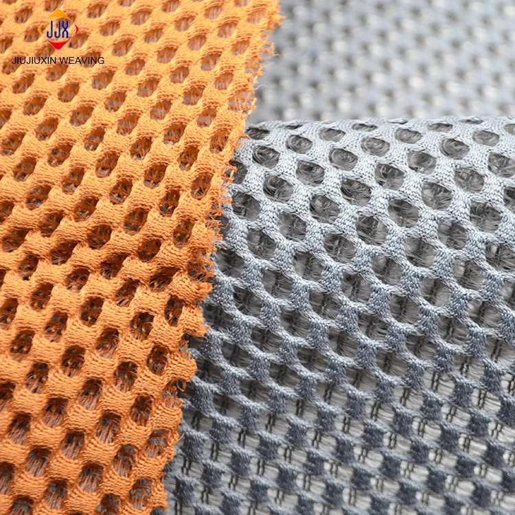 100% Polyester 3D Memory Mesh Fabric for Sofa Upholstery-Plaid Pattern Flame Retardant Anti-static Customizable Color Density