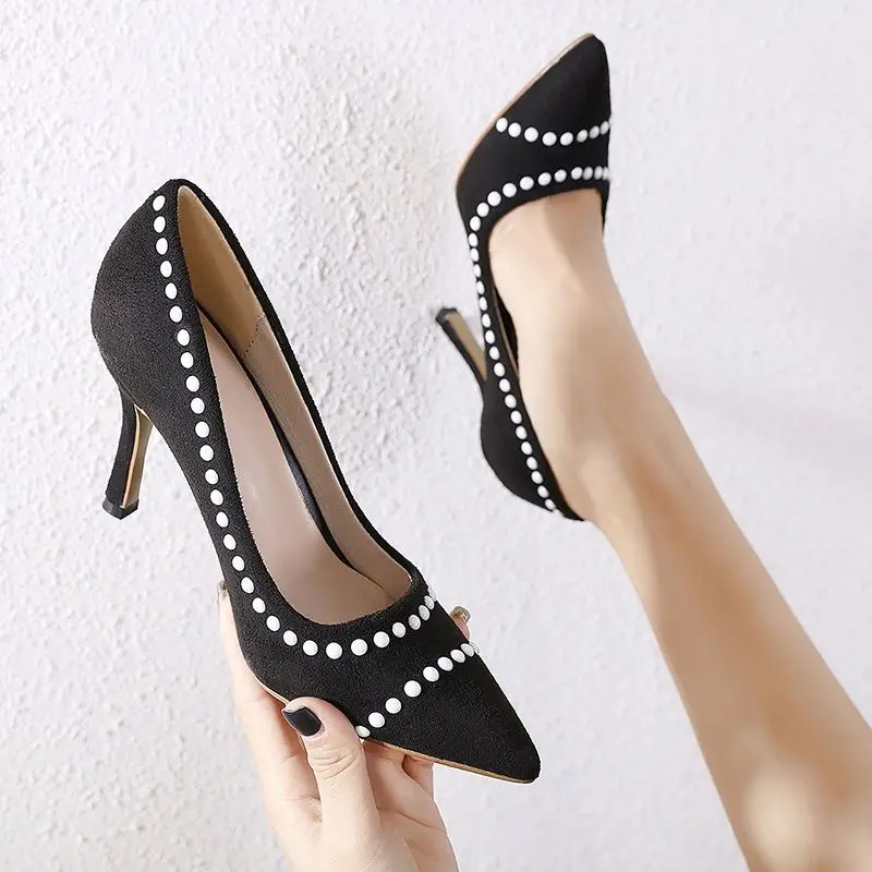 

2021 European and American summer new style French retro pearl shallow mouth pointed stiletto sandals women, Black or customized