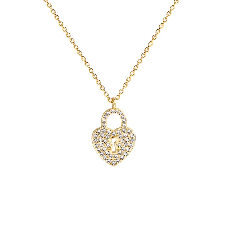 

New Trendy Titanium Steel Shackle Heart-shaped Pendant Necklace Female High Design Sense Trendy Fashion Choker Chain