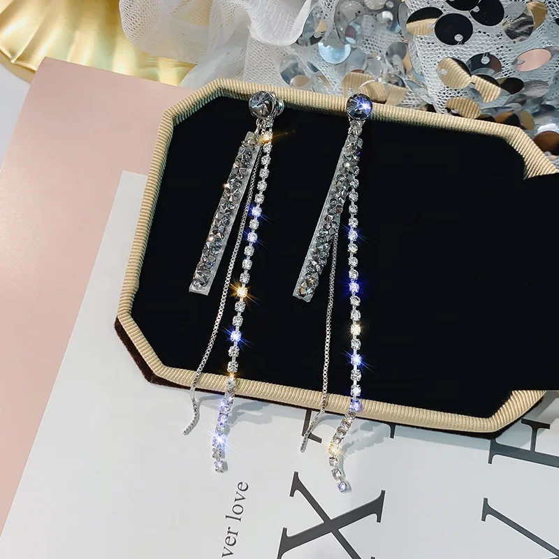 

New European and American fashion temperament long fringed lady chain earrings ear Jewelry, Picture shows