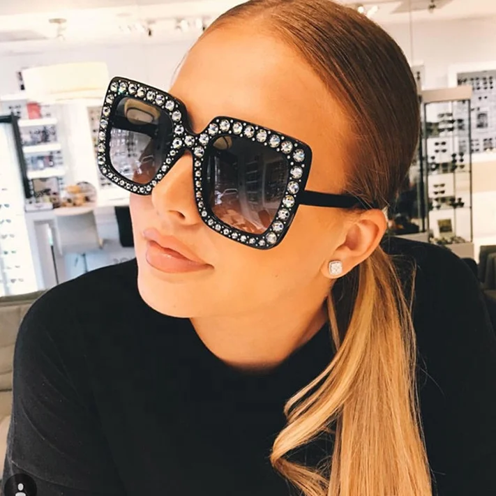 

wholesale cheap fashion oversized square diamond ladies shades uv400 custom flat top big frame women sunglasses