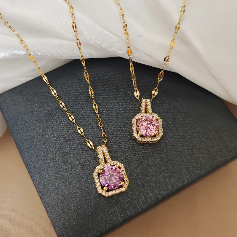 

Fashion Hot Pink Cubic Zircon Pendant Necklace Delicate 18k Gold Plated Stainless Steel Square CZ Diamond Necklace Gifts Jewel