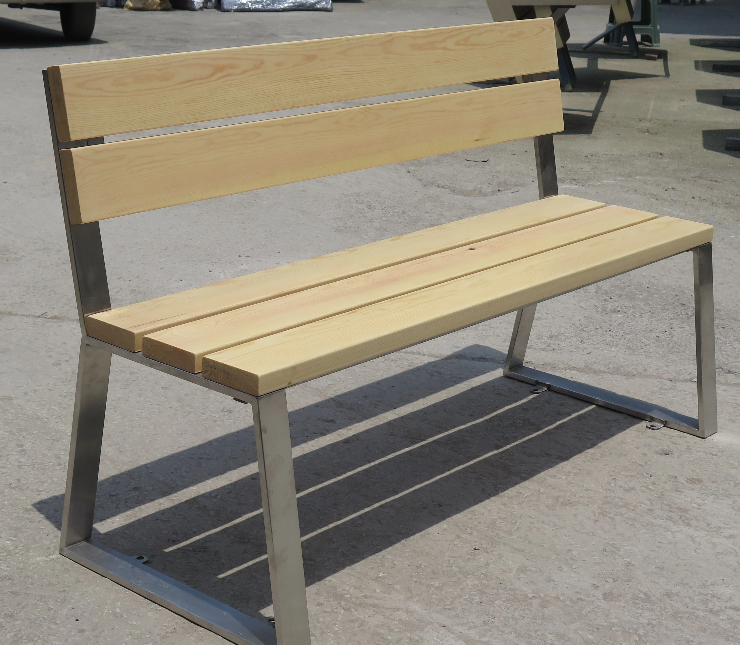 Qualified Urban Steel Metal Garden Bench Outdoor Wooden Park Chair For