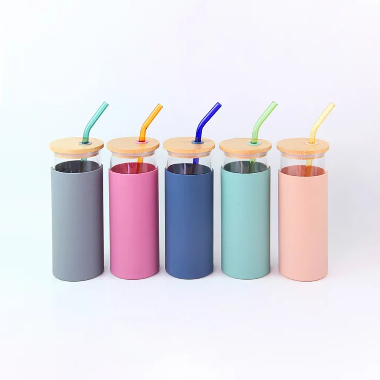 

Feiyou new creative eco-friendly 17oz custom logo silicone sleeve drinking bottle borosilicate glass tumbler with straw and lid, Customized color
