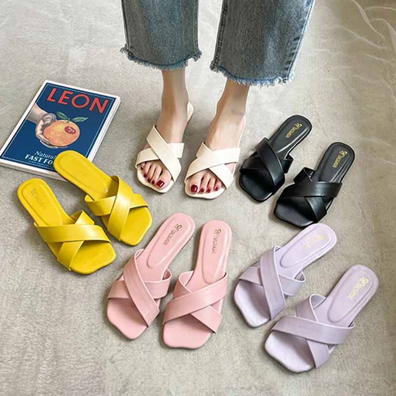 

New Design Manufacture Summer Latest Slip on Flat Women Slippers