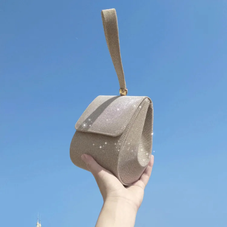 

S1037 2021 new diamondshaped clutch handbag summer portable messenger small tide