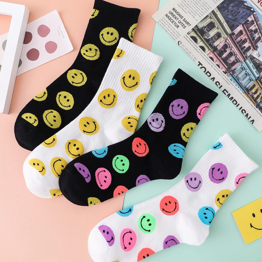 

HF Cotton Socks New Style Smiling Face Pattern Jacquard for Women Cartoon Casual Crew Knitted women socks