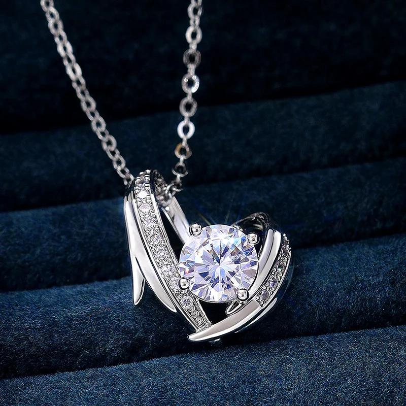 

Hot Sale Heart Pendant Necklace for Women Romantic Female Accessories Shiny Cubic Zircon Wedding Bands Eternity Jewelry, Picture shows