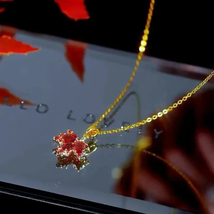 

Creative design maple leaf necklace inlaid with zircon light luxury simple high grade jewelry women's collarbone chain