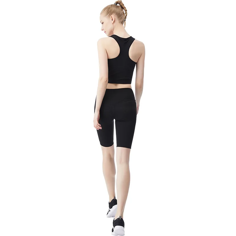 

Ladies new summer wear European and American yoga suit black and white striped high waist slim fit fitness hip lifting sport sho