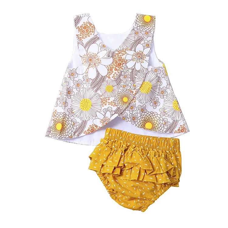 

2019 Newborn Toddler Baby Girl Sleeveless Floral Vest Back Cross Tops + Ruffles Shorts Baby Bloomers 2PCS Clothing Set
