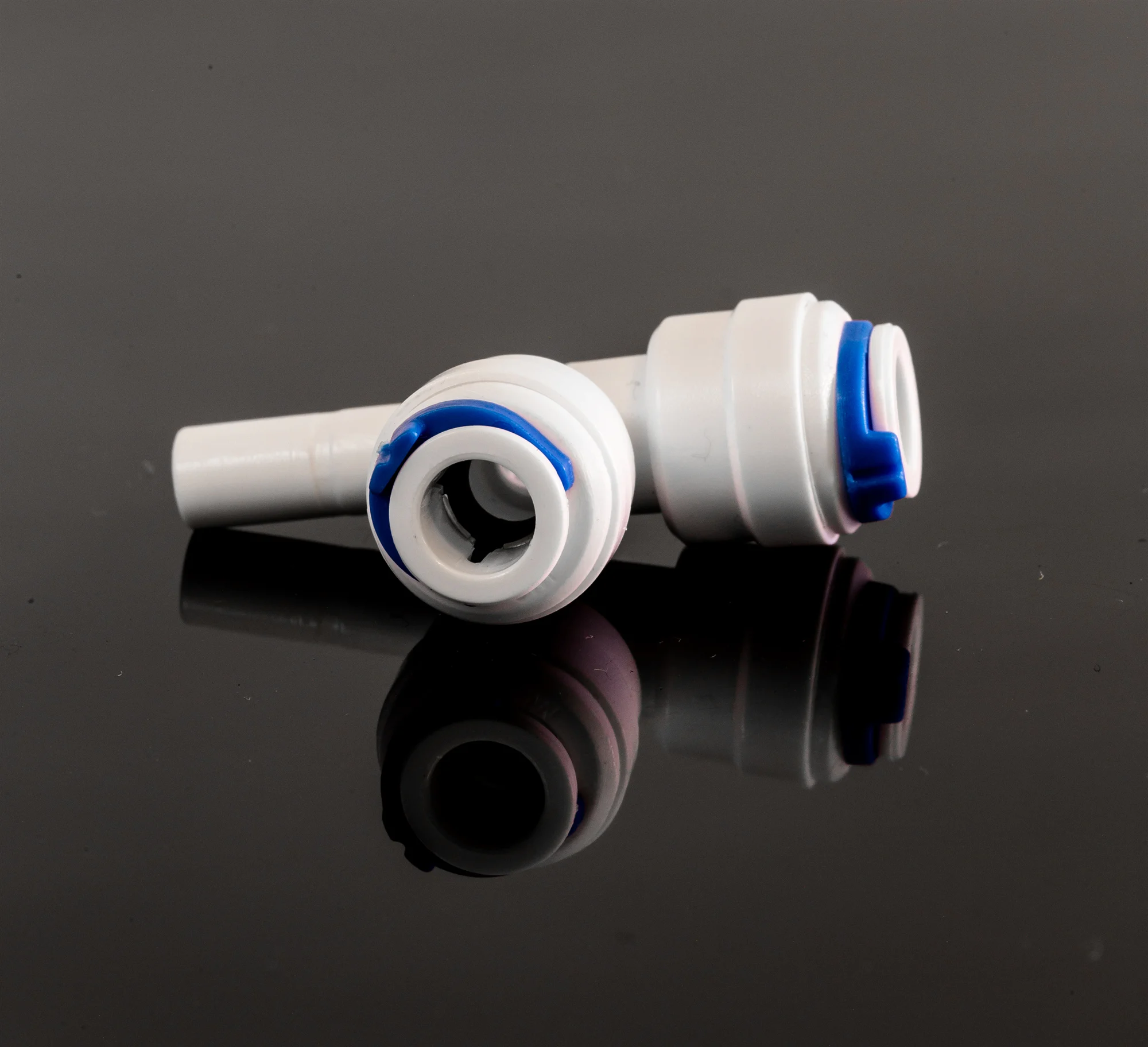 
Quick fitting elbow stem plug in push connector used for RO system 