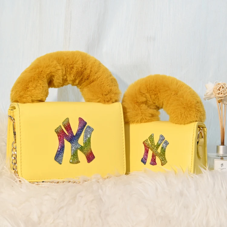 

2021 fashion rhinestone bling ny fur purse yankee handbags mommy and me purse sets, 13 colours