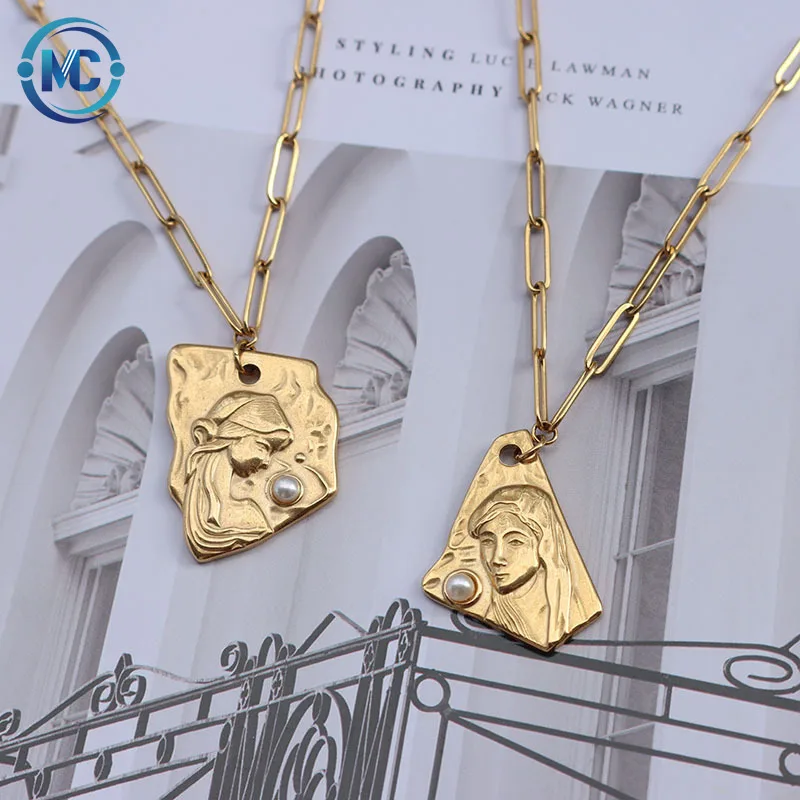 

2021 18K Gold Plated Titanium Steel Long Necklace Jewelry Women Freshwater Pearl Irregular Portrait Pendant Stainless Steel