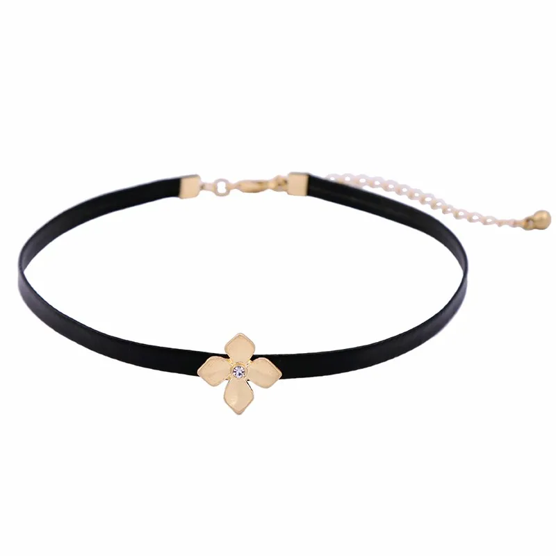 

xl02118 Simple Stylish Wholesale Black Leather Artificial Gemstone Crystal Flower Shaped Choker Necklace For Party Women, Gold