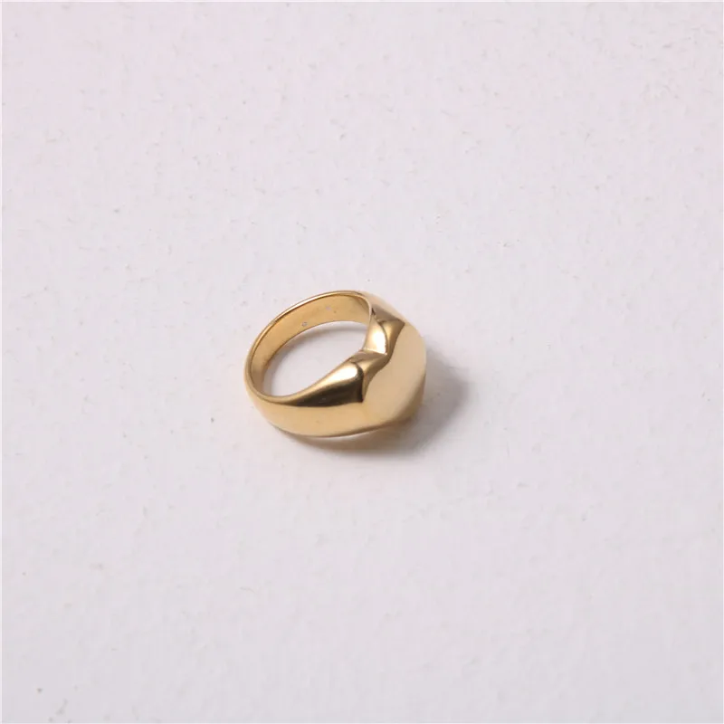 

PVD 18K Gold Plated Chunky Heart Rings Stainless Steel Gold Rings for Women Statement Rings