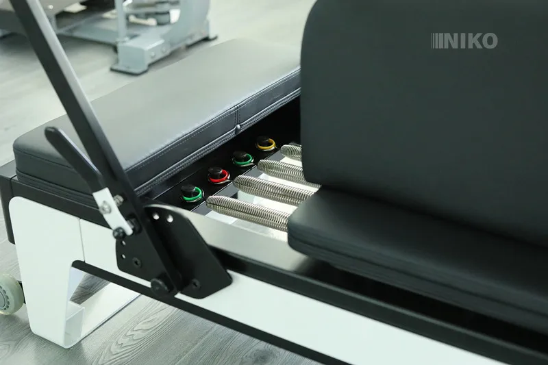 
Pilates Reformer Box 