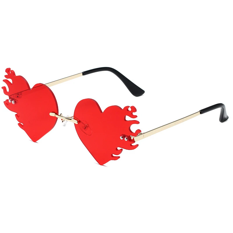

2022 New Arrival Trendy Adult Red Heart And Fire Sunglasses UV400 Women's Trend Party Heart Shaped Flame Sunglasses